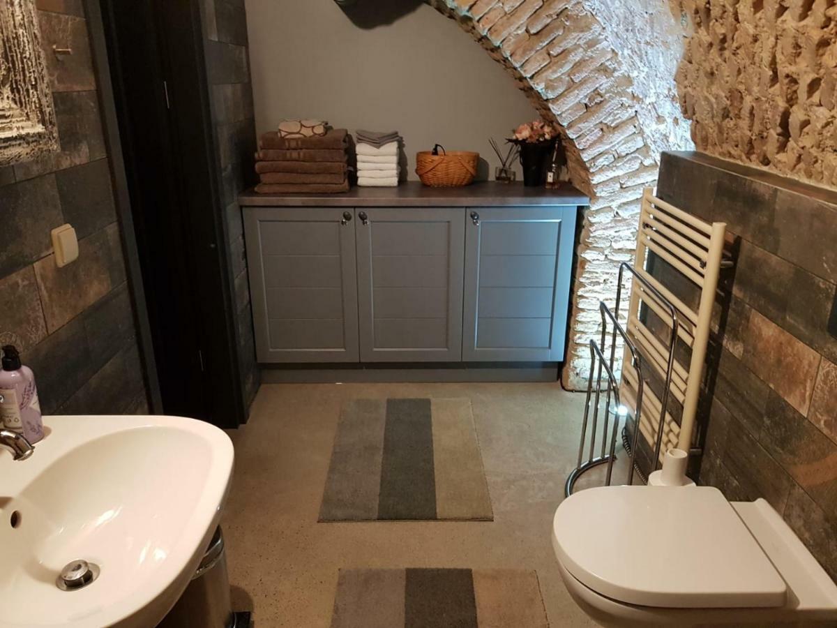 Unique Old Town Apartment Vilnius Ngoại thất bức ảnh